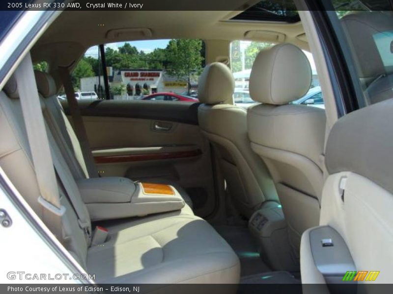 Crystal White / Ivory 2005 Lexus RX 330 AWD