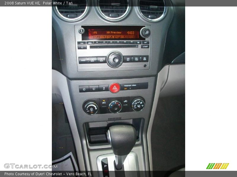 Polar White / Tan 2008 Saturn VUE XE