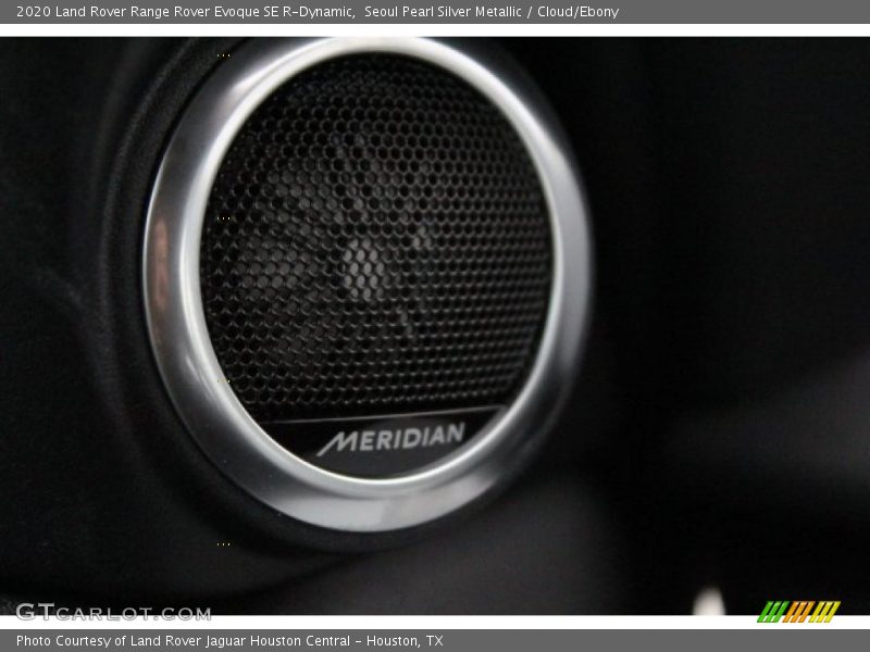 Seoul Pearl Silver Metallic / Cloud/Ebony 2020 Land Rover Range Rover Evoque SE R-Dynamic