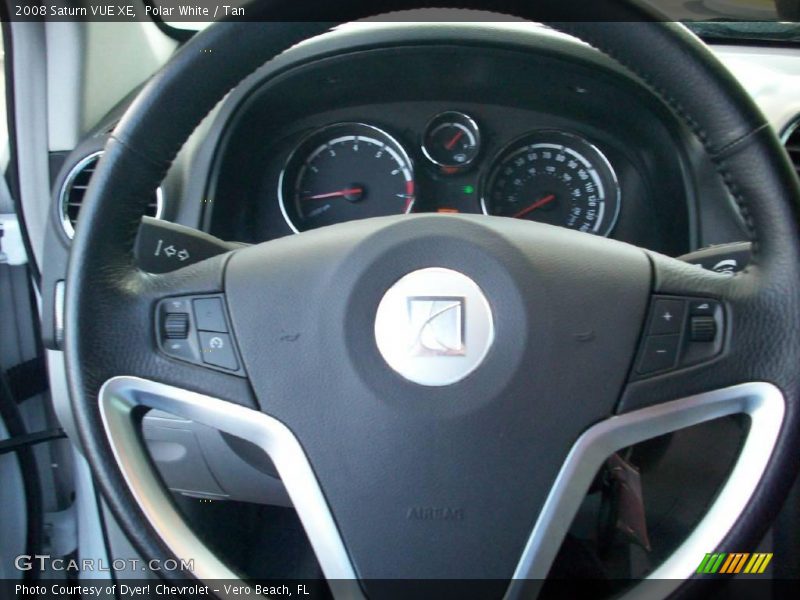 Polar White / Tan 2008 Saturn VUE XE