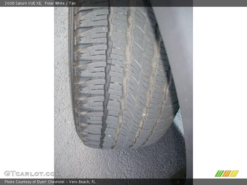 Polar White / Tan 2008 Saturn VUE XE