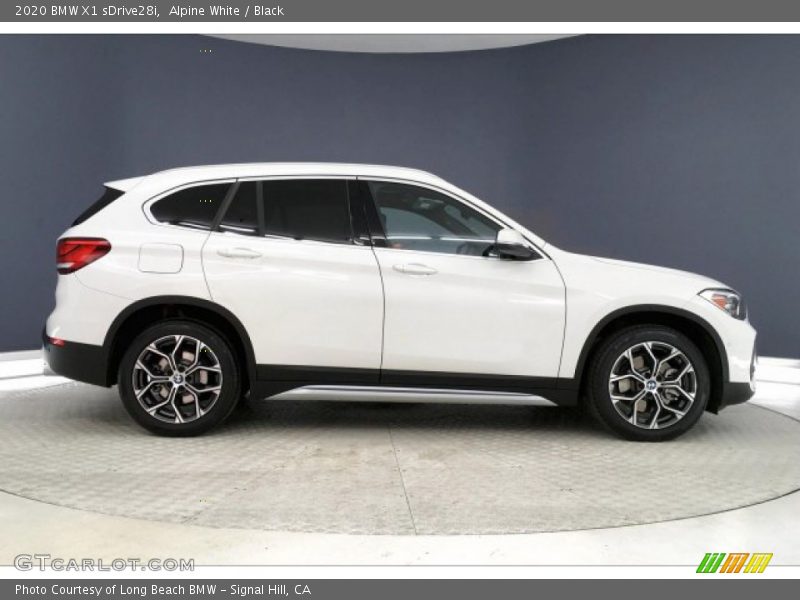 Alpine White / Black 2020 BMW X1 sDrive28i