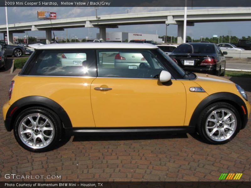Mellow Yellow / Black/Grey 2009 Mini Cooper S Hardtop