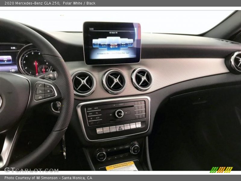 Polar White / Black 2020 Mercedes-Benz GLA 250