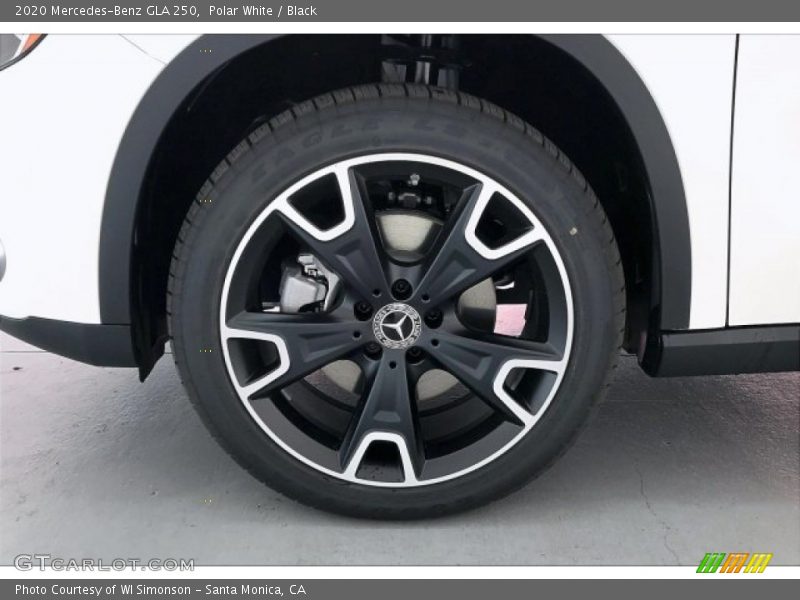 Polar White / Black 2020 Mercedes-Benz GLA 250