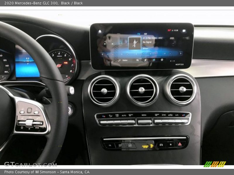 Black / Black 2020 Mercedes-Benz GLC 300