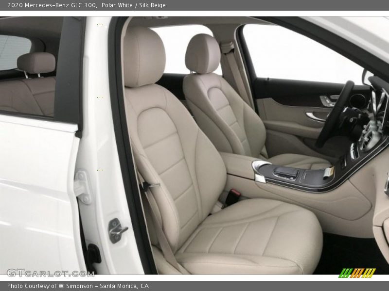 Polar White / Silk Beige 2020 Mercedes-Benz GLC 300