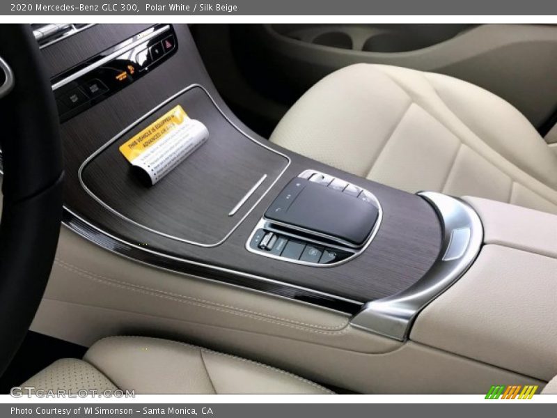Polar White / Silk Beige 2020 Mercedes-Benz GLC 300