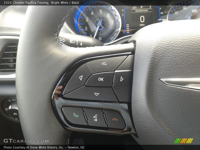 Bright White / Black 2020 Chrysler Pacifica Touring