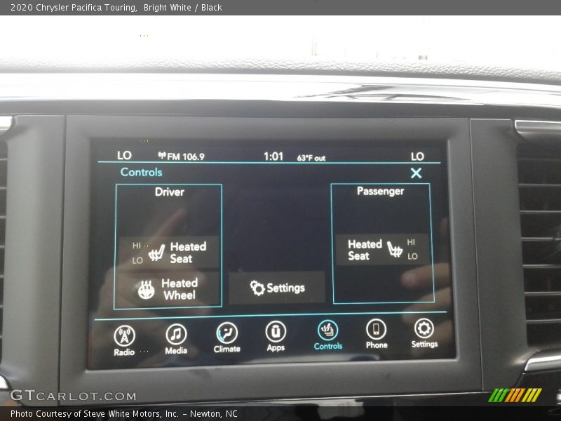 Bright White / Black 2020 Chrysler Pacifica Touring