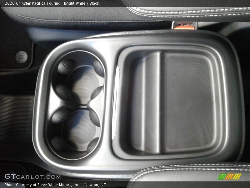 Bright White / Black 2020 Chrysler Pacifica Touring