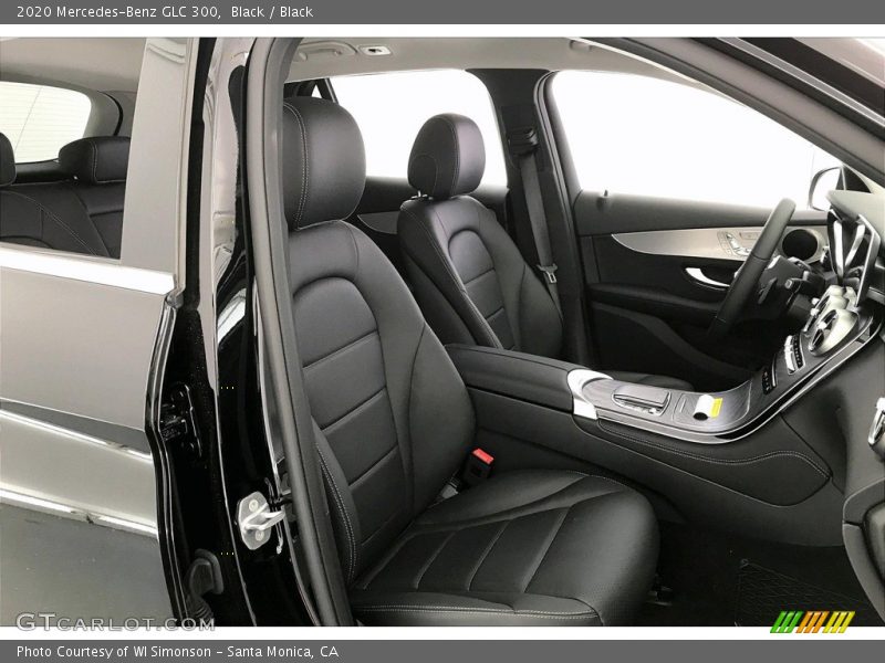 Black / Black 2020 Mercedes-Benz GLC 300