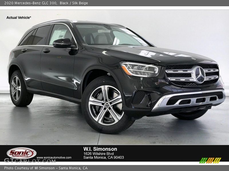 Black / Silk Beige 2020 Mercedes-Benz GLC 300