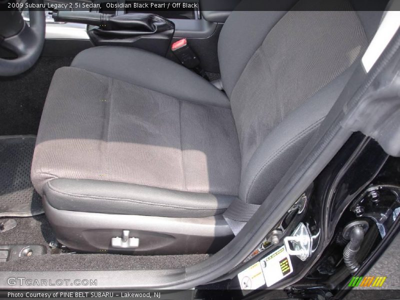 Obsidian Black Pearl / Off Black 2009 Subaru Legacy 2.5i Sedan