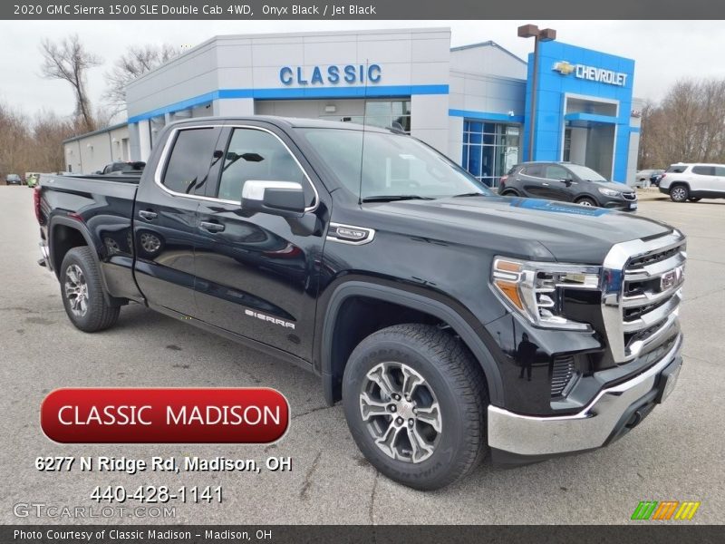 Onyx Black / Jet Black 2020 GMC Sierra 1500 SLE Double Cab 4WD