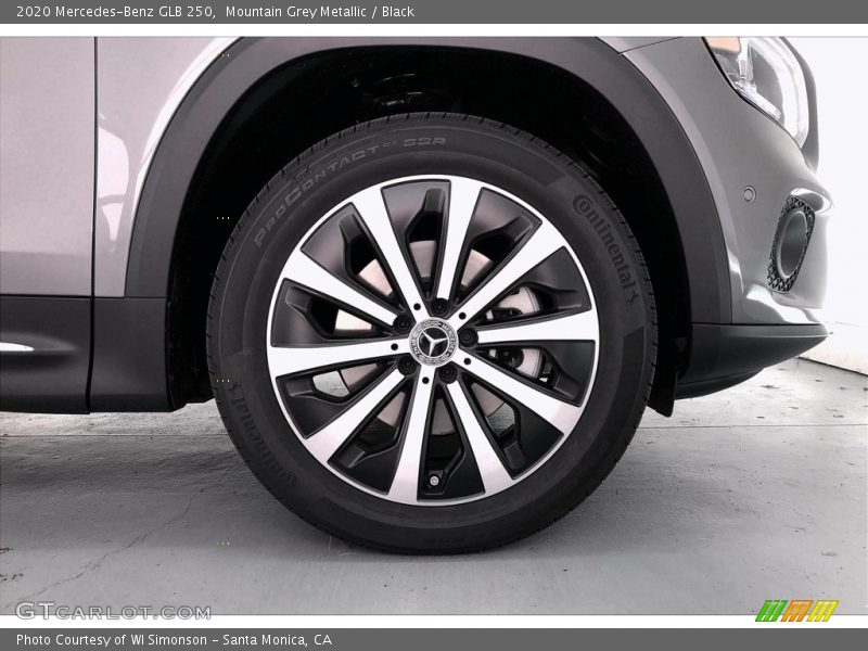 Mountain Grey Metallic / Black 2020 Mercedes-Benz GLB 250