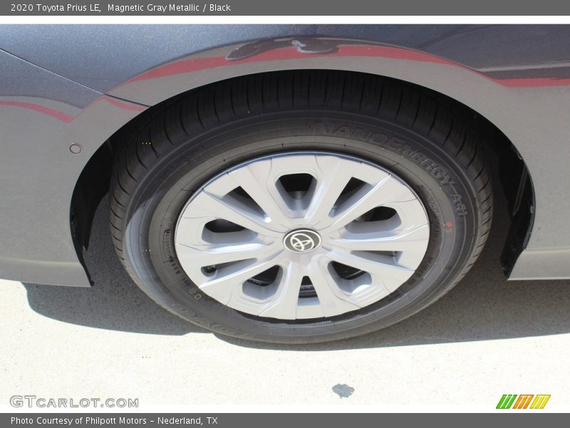 Magnetic Gray Metallic / Black 2020 Toyota Prius LE