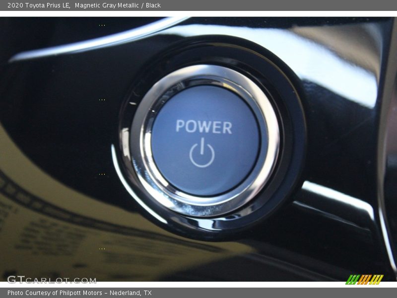 Magnetic Gray Metallic / Black 2020 Toyota Prius LE