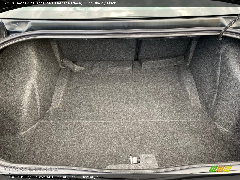  2020 Challenger SRT Hellcat Redeye Trunk