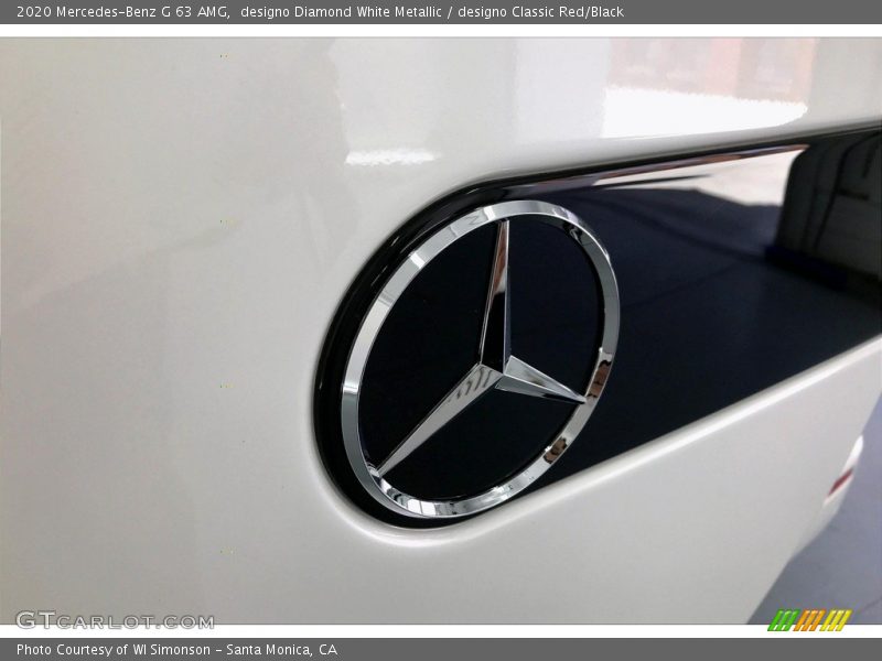 designo Diamond White Metallic / designo Classic Red/Black 2020 Mercedes-Benz G 63 AMG