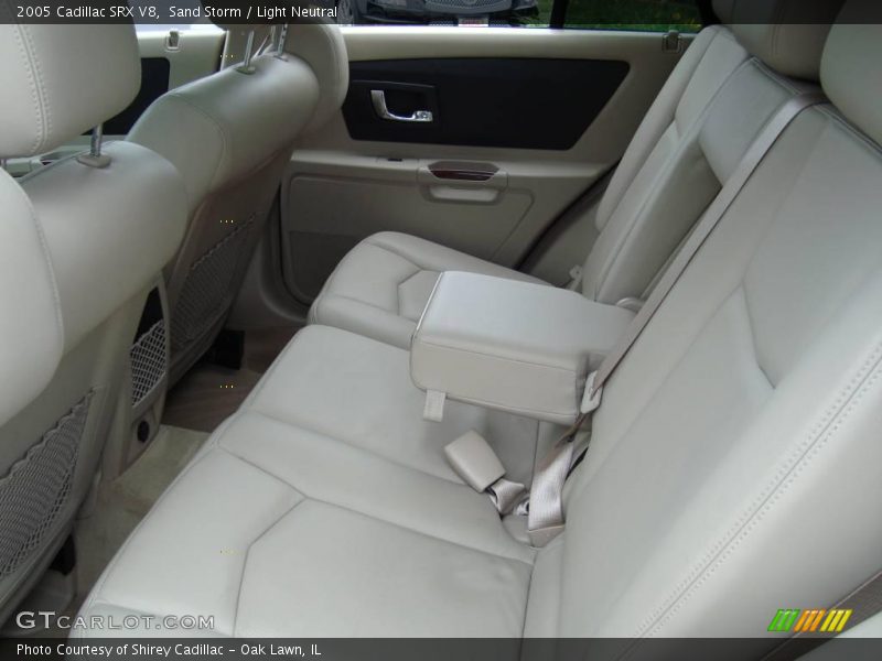 Sand Storm / Light Neutral 2005 Cadillac SRX V8