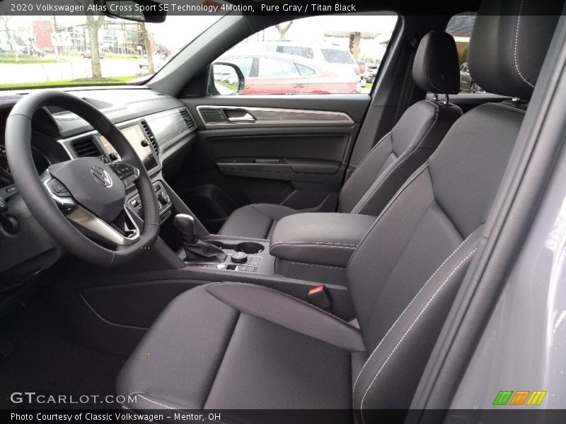 Pure Gray / Titan Black 2020 Volkswagen Atlas Cross Sport SE Technology 4Motion
