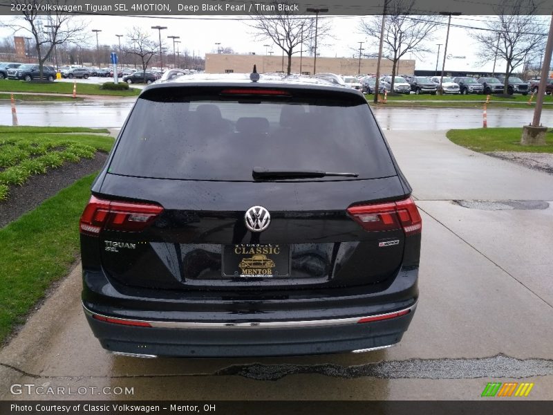 Deep Black Pearl / Titan Black 2020 Volkswagen Tiguan SEL 4MOTION