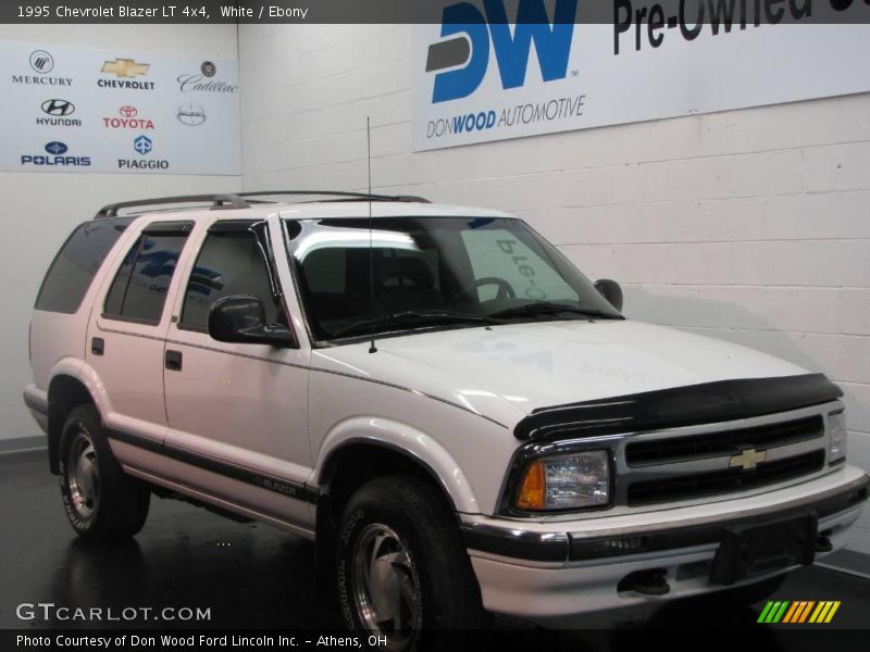 White / Ebony 1995 Chevrolet Blazer LT 4x4