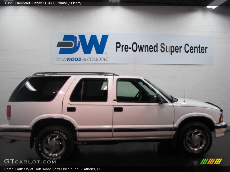 White / Ebony 1995 Chevrolet Blazer LT 4x4