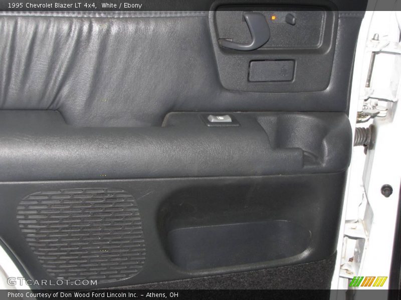 White / Ebony 1995 Chevrolet Blazer LT 4x4