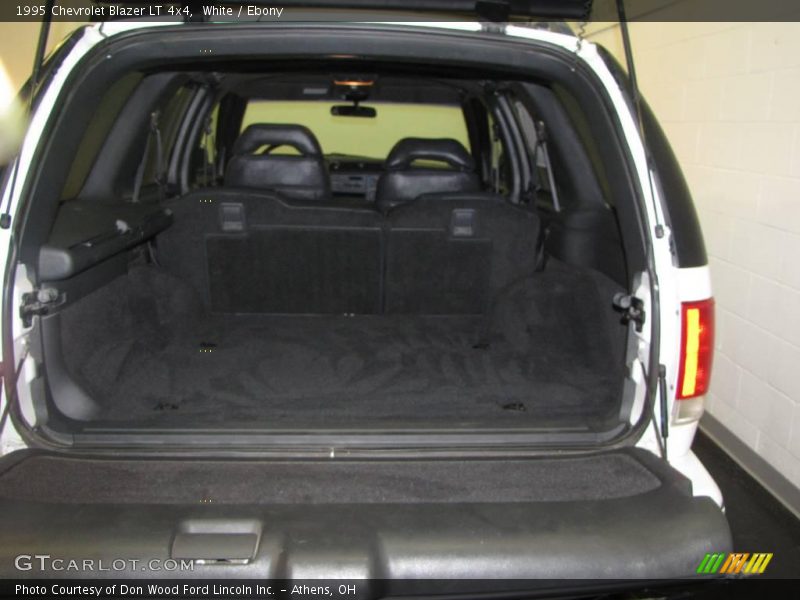 White / Ebony 1995 Chevrolet Blazer LT 4x4