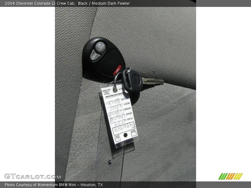 Black / Medium Dark Pewter 2004 Chevrolet Colorado LS Crew Cab