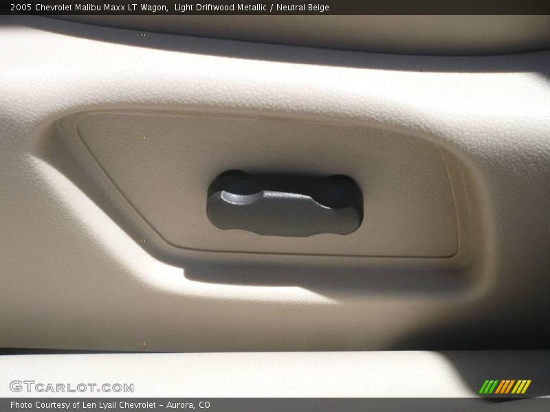 Light Driftwood Metallic / Neutral Beige 2005 Chevrolet Malibu Maxx LT Wagon
