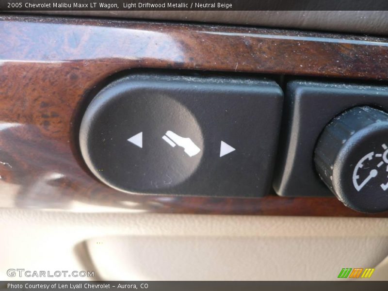 Light Driftwood Metallic / Neutral Beige 2005 Chevrolet Malibu Maxx LT Wagon