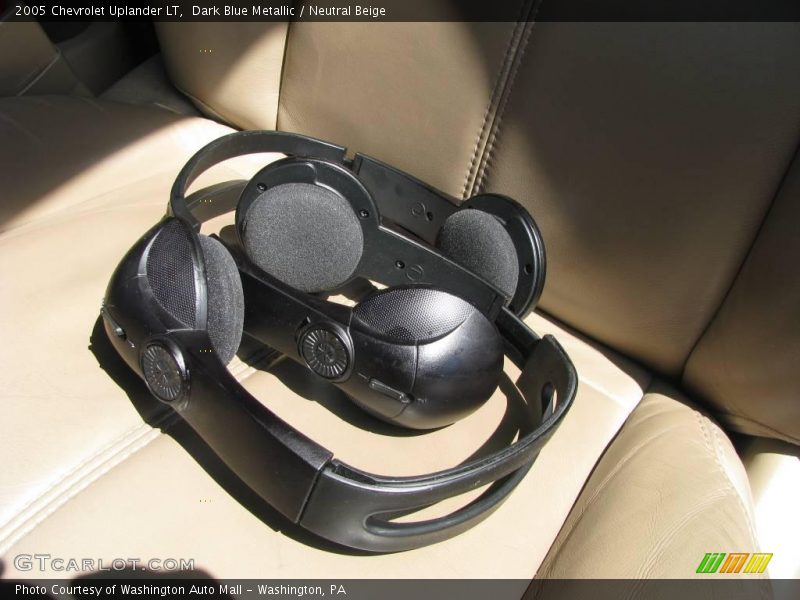 Dark Blue Metallic / Neutral Beige 2005 Chevrolet Uplander LT