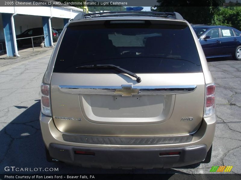 Sandstone Metallic / Light Cashmere 2005 Chevrolet Equinox LS AWD