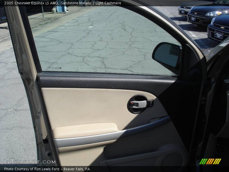 Sandstone Metallic / Light Cashmere 2005 Chevrolet Equinox LS AWD