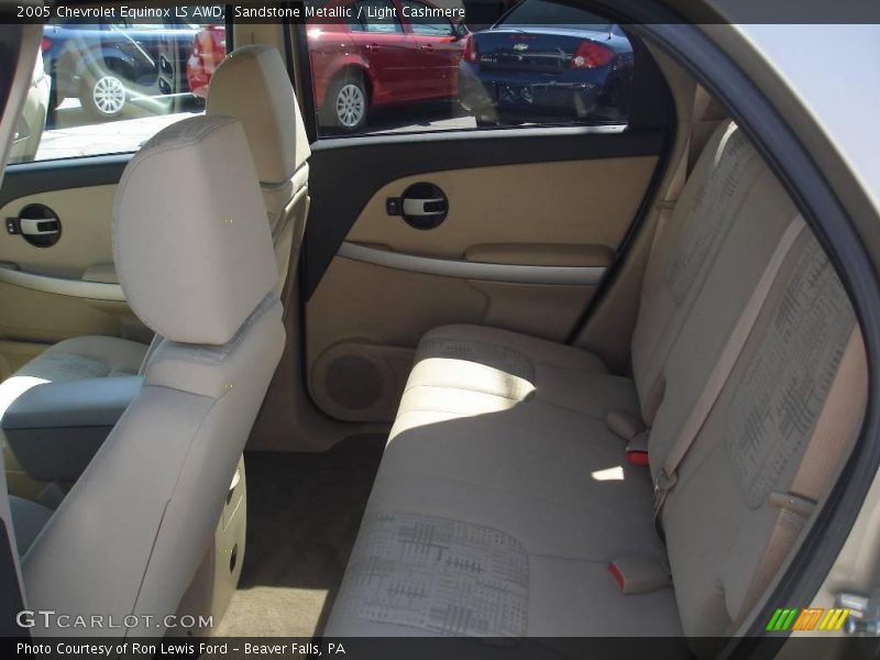 Sandstone Metallic / Light Cashmere 2005 Chevrolet Equinox LS AWD