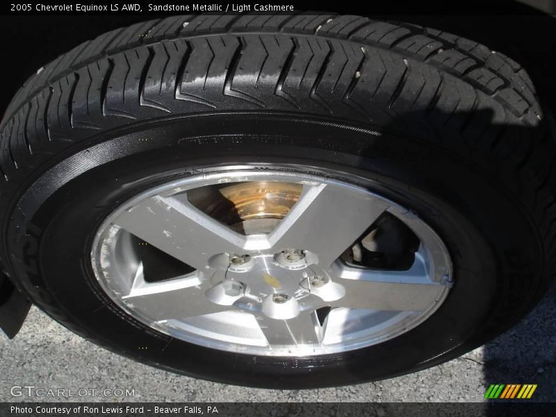 Sandstone Metallic / Light Cashmere 2005 Chevrolet Equinox LS AWD