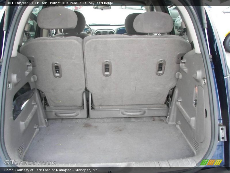 Patriot Blue Pearl / Taupe/Pearl Beige 2001 Chrysler PT Cruiser