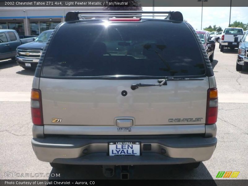 Light Pewter Metallic / Tan/Neutral 2002 Chevrolet Tahoe Z71 4x4