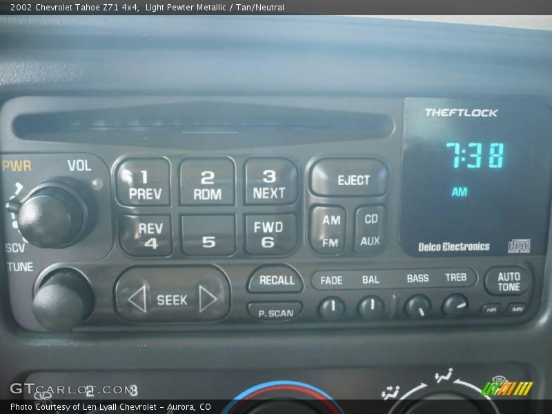 Light Pewter Metallic / Tan/Neutral 2002 Chevrolet Tahoe Z71 4x4