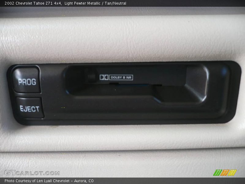 Light Pewter Metallic / Tan/Neutral 2002 Chevrolet Tahoe Z71 4x4