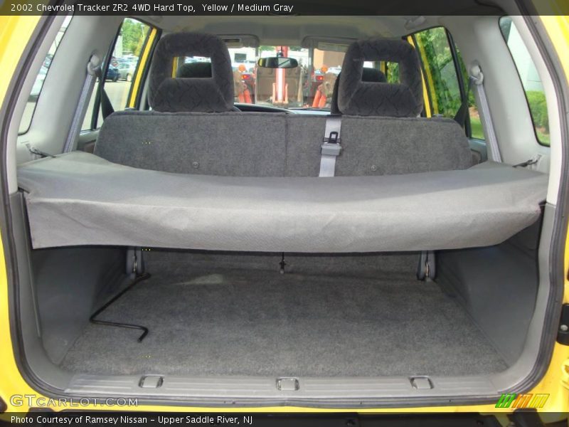 Yellow / Medium Gray 2002 Chevrolet Tracker ZR2 4WD Hard Top