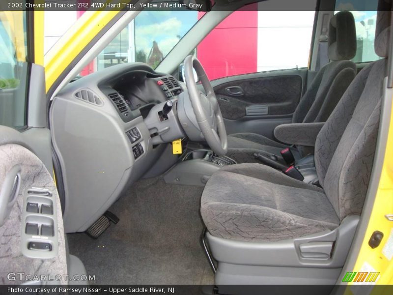 Yellow / Medium Gray 2002 Chevrolet Tracker ZR2 4WD Hard Top