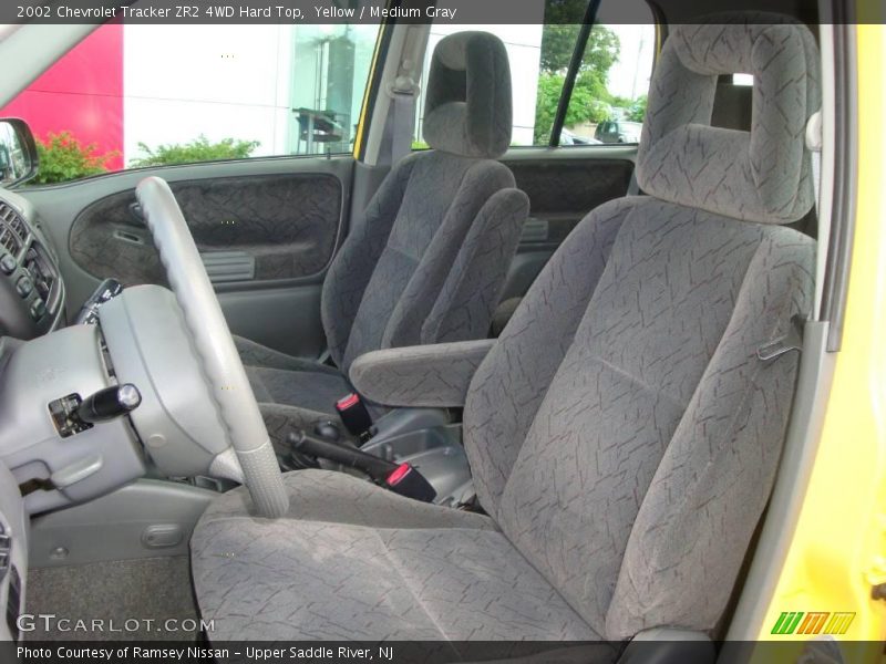 Yellow / Medium Gray 2002 Chevrolet Tracker ZR2 4WD Hard Top