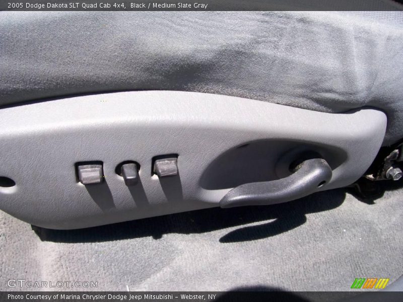 Black / Medium Slate Gray 2005 Dodge Dakota SLT Quad Cab 4x4