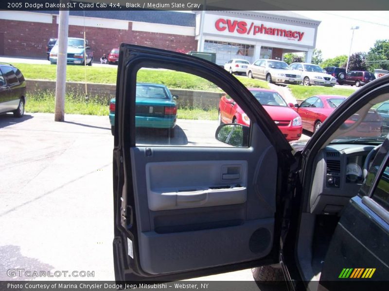 Black / Medium Slate Gray 2005 Dodge Dakota SLT Quad Cab 4x4