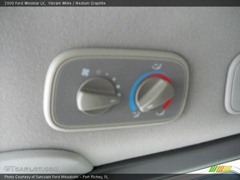 Vibrant White / Medium Graphite 2000 Ford Windstar LX