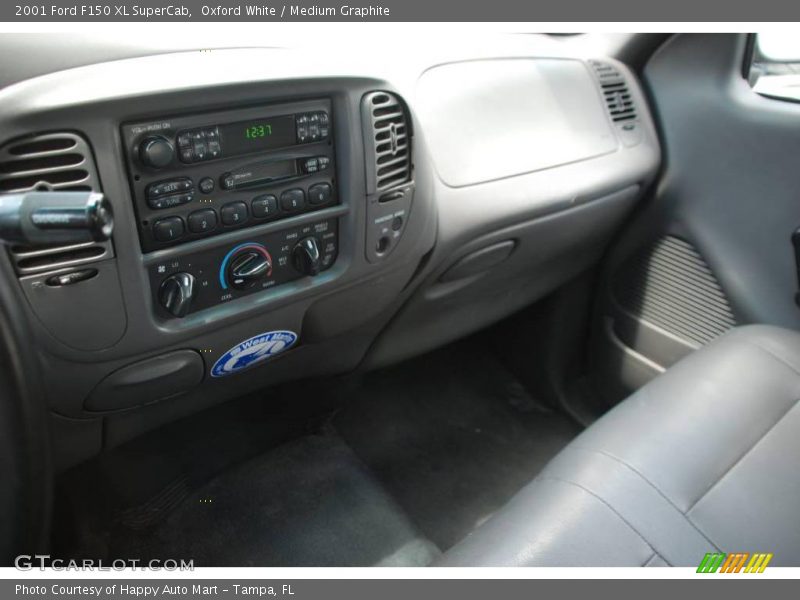 Oxford White / Medium Graphite 2001 Ford F150 XL SuperCab